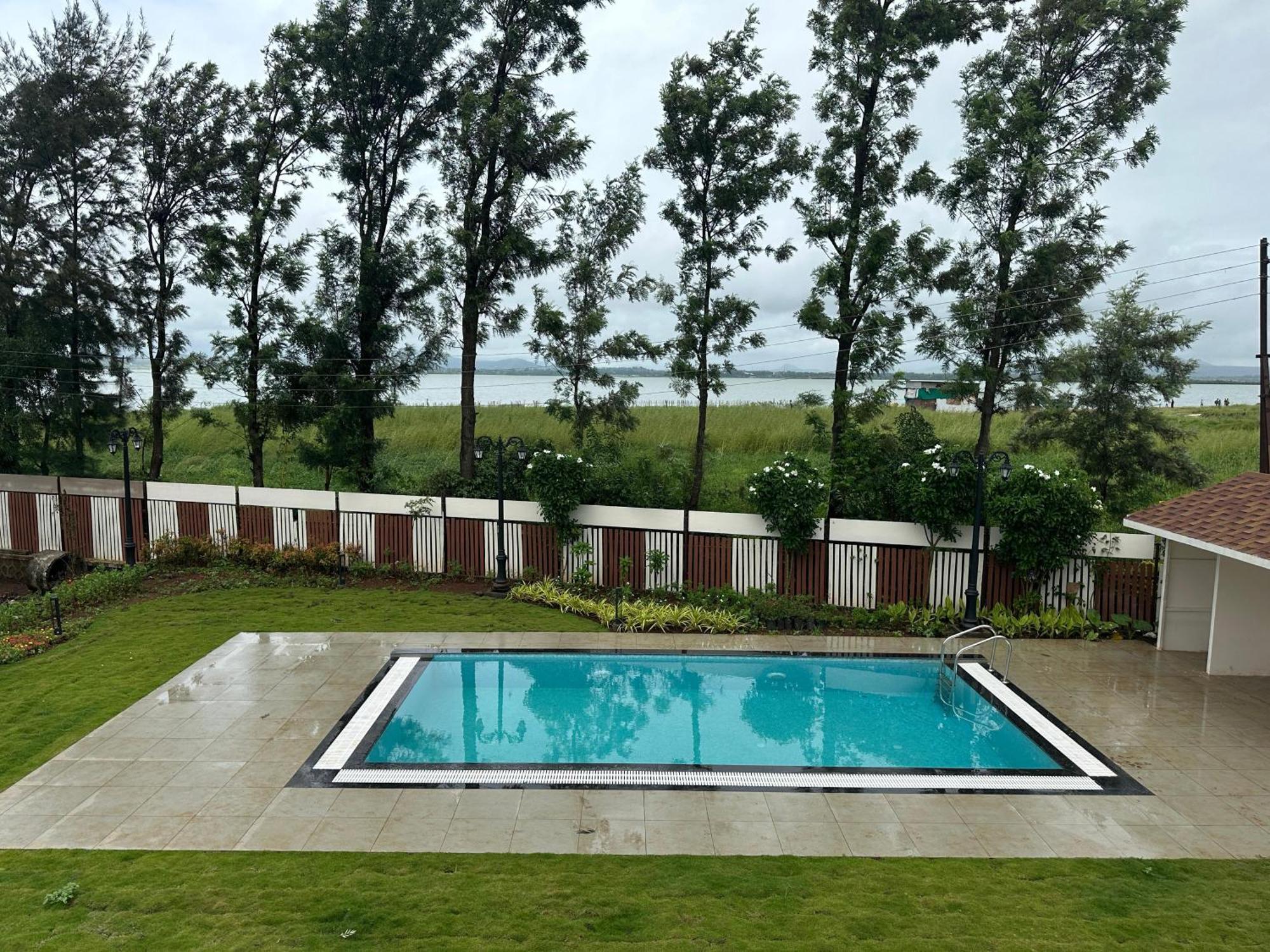 Lake View Holiday Villa Near Sula Wine Yard With 3 Bdrms Nashik Zimmer foto